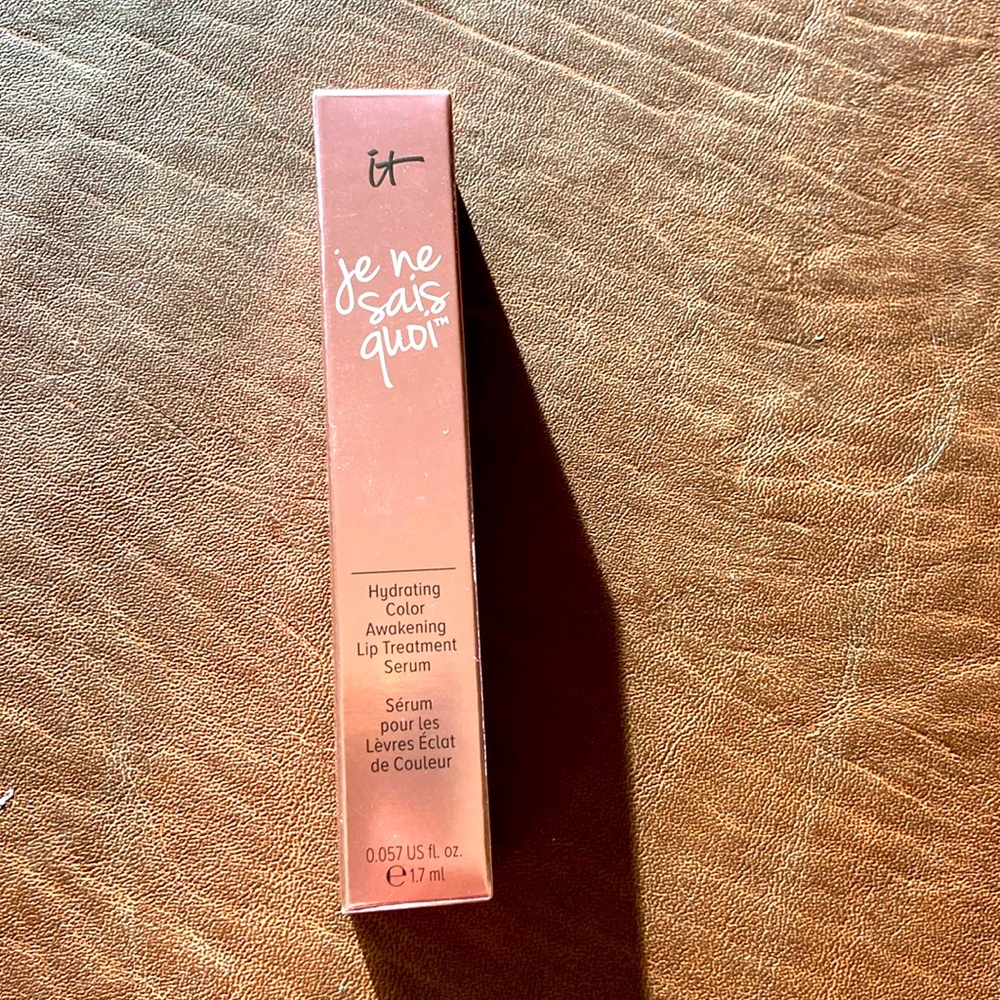 🆕 It cosmetics lip treatment serum 1.7ml